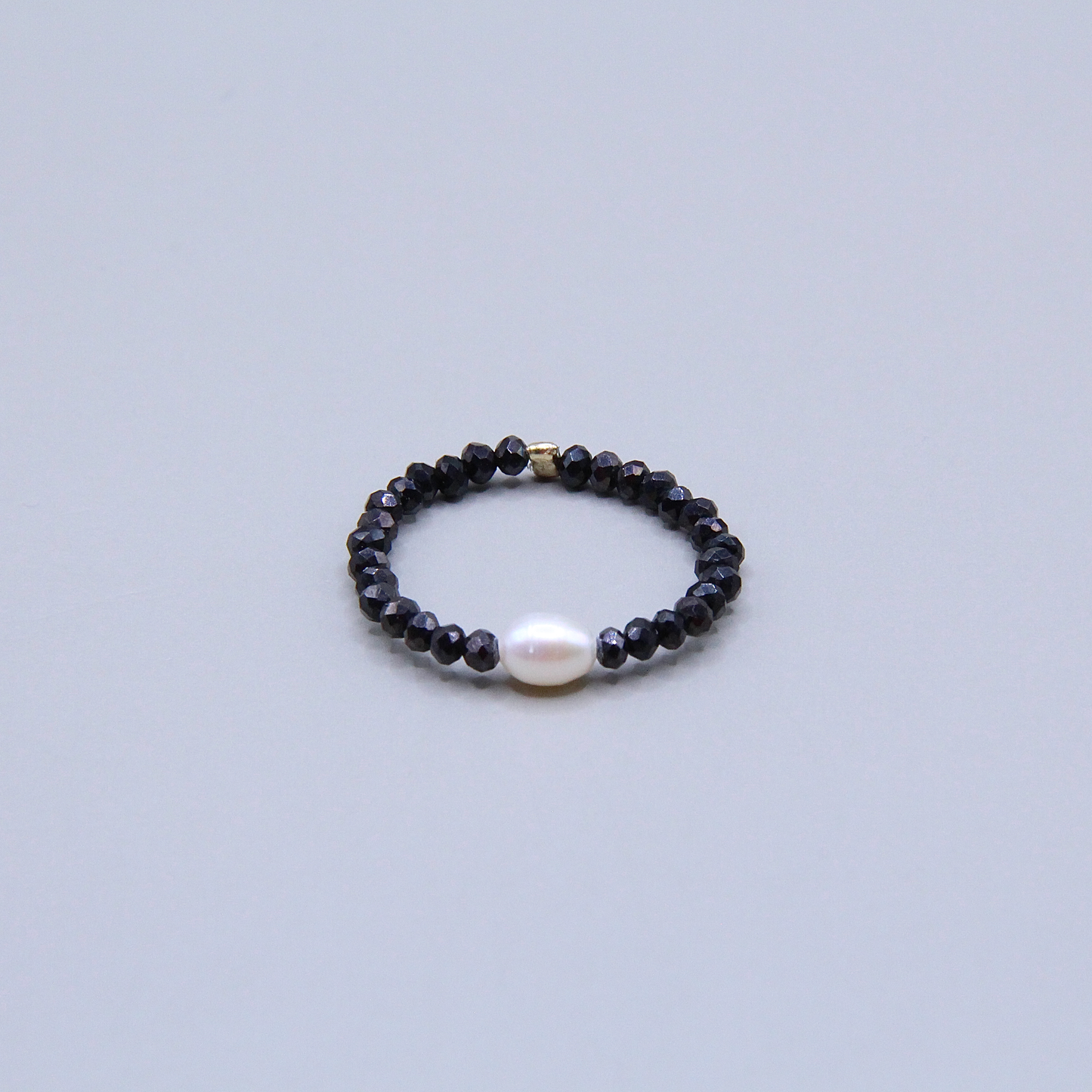 Elegant black ring 